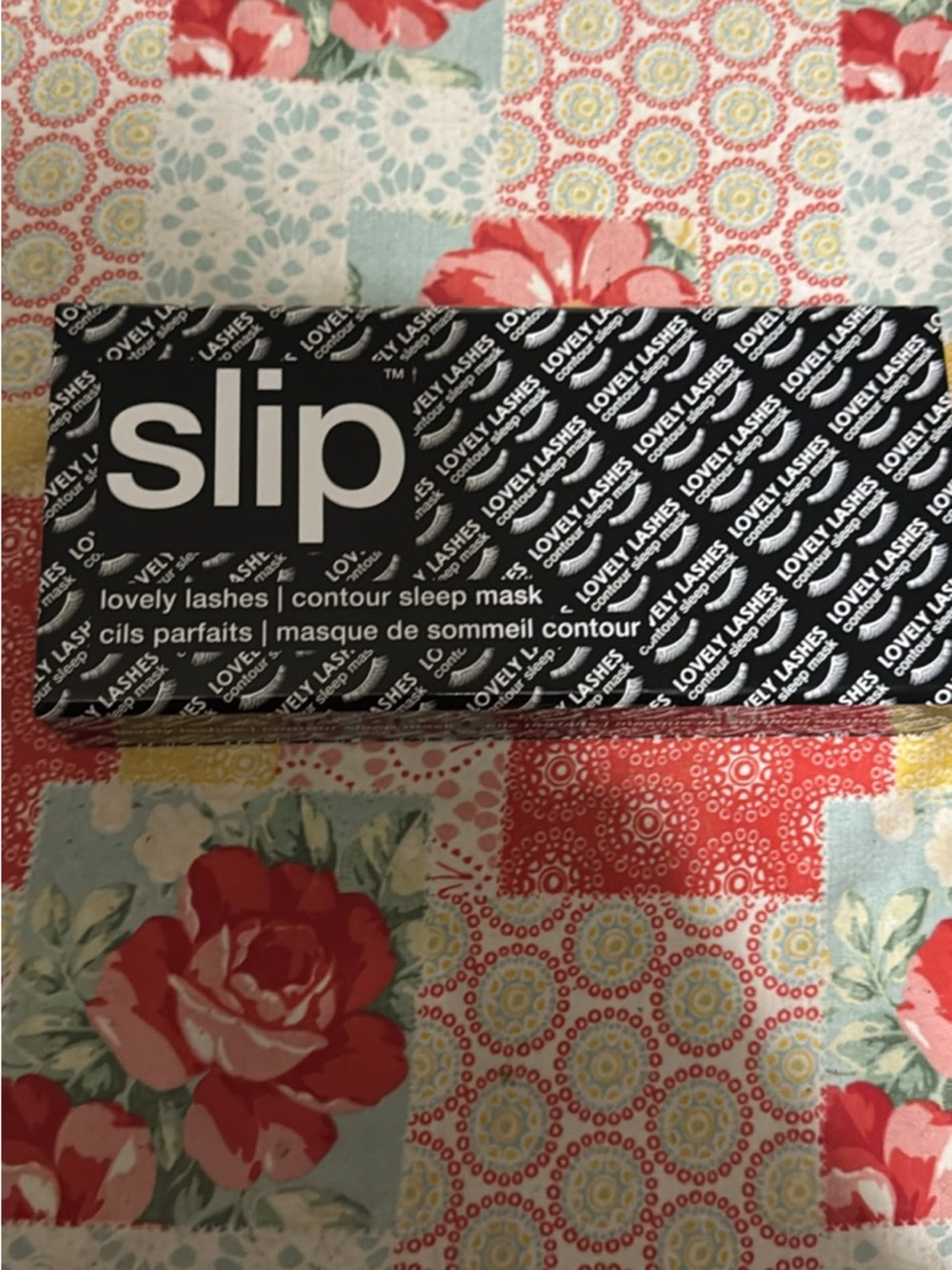 slip Black Lovely Lashes Contour Sleep Mask